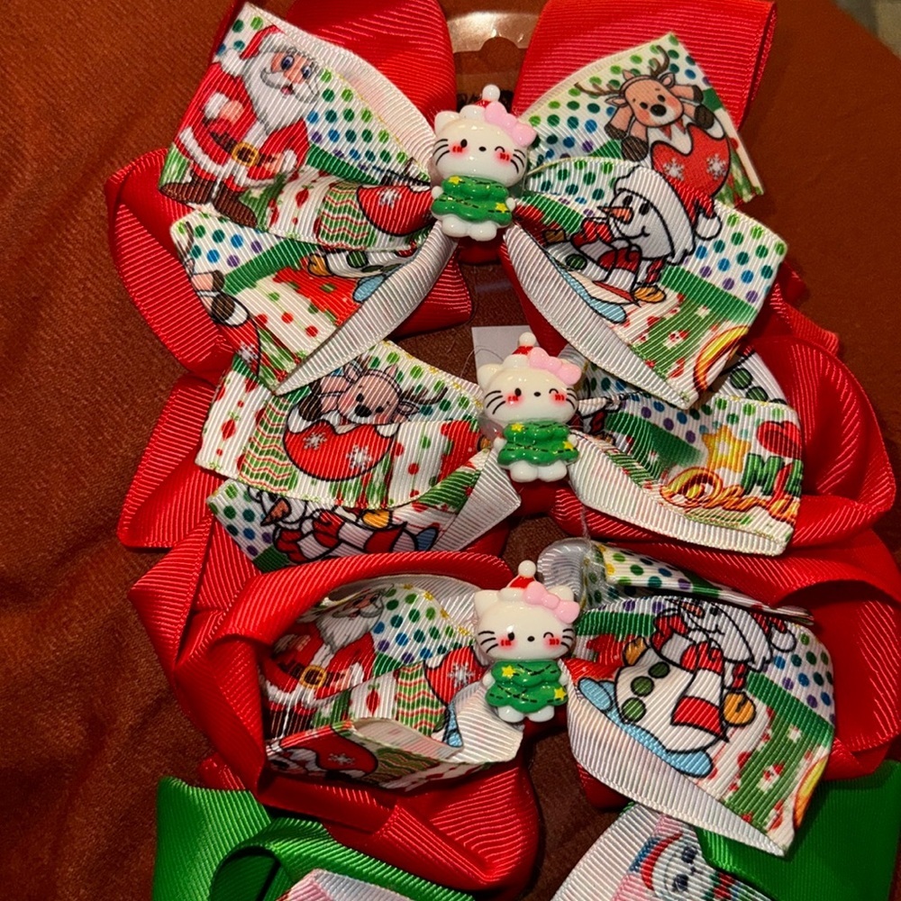 Bundle of 12 Hello Kitty & friends‎ Xmas bows